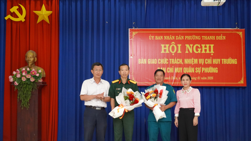 Phường Thanh Điền: B&agrave;n giao nhiệm vụ Chỉ huy trưởng Ban Chỉ huy Qu&acirc;n sự