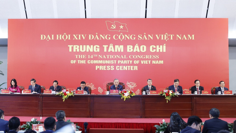 Tổng B&iacute; thư T&ocirc; L&acirc;m chủ tr&igrave; họp b&aacute;o quốc tế c&ocirc;ng bố kết quả Đại hội XIV của Đảng
