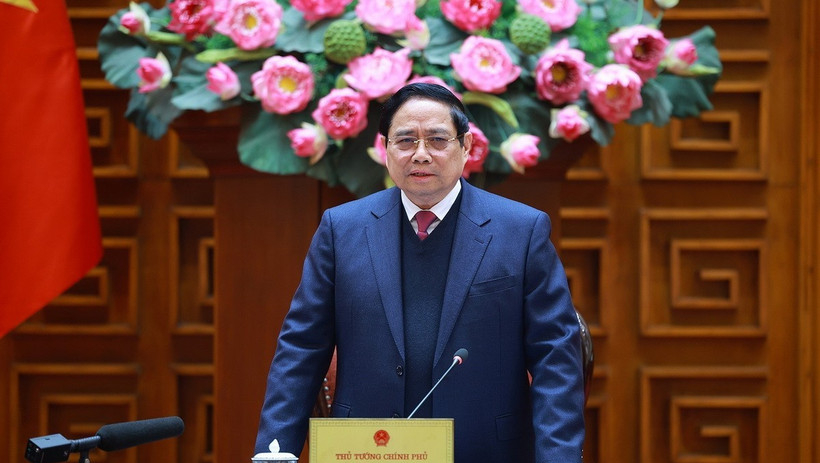 Thủ tướng Phạm Minh Ch&iacute;nh: Điều h&agrave;nh kinh tế vĩ m&ocirc; phải n&oacute;i đi đ&ocirc;i với l&agrave;m