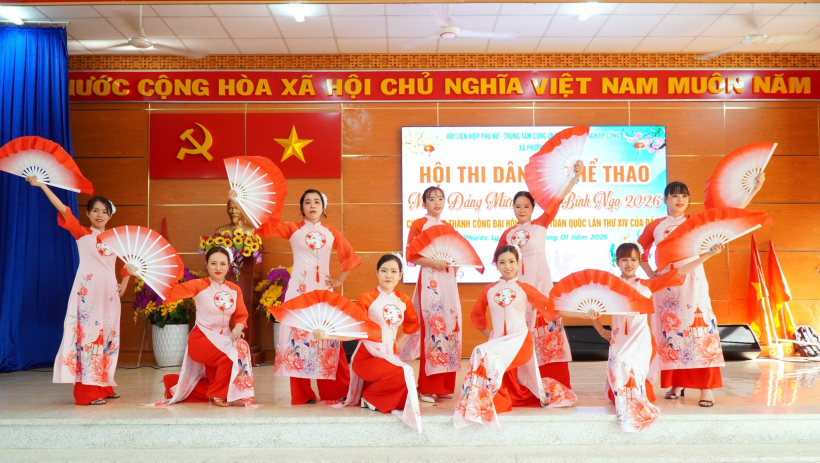 Phước L&yacute; s&ocirc;i nổi hoạt động văn nghệ ch&agrave;o mừng th&agrave;nh c&ocirc;ng Đại hội lần thứ XIV của Đảng