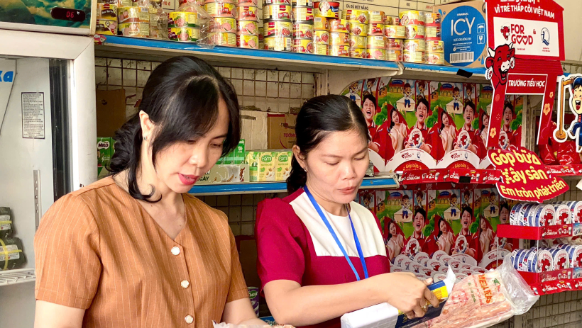 Phường T&acirc;n Ninh: Ra qu&acirc;n kiểm tra an to&agrave;n thực phẩm