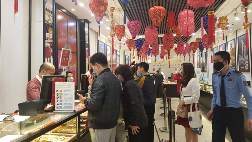 Gi&aacute; v&agrave;ng tiếp tục tăng mạnh vượt mức 184 triệu đồng mỗi lượng phi&ecirc;n chiều nay