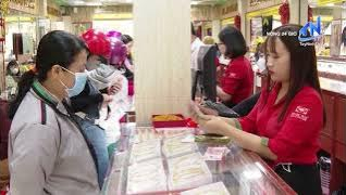 Tin đồn tịch thu v&agrave;ng kh&ocirc;ng h&oacute;a đơn: Chuy&ecirc;n gia l&ecirc;n tiếng