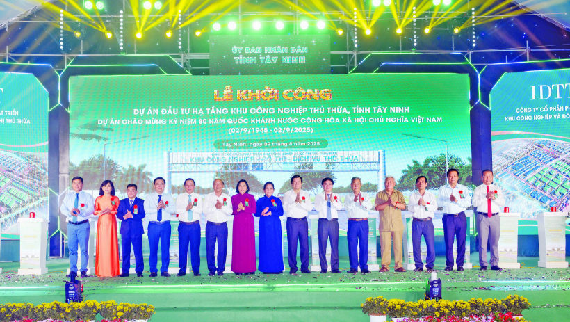 X&atilde; Thủ Thừa: Bước chạy đ&agrave; ho&agrave;n hảo cho nhiệm kỳ mới 