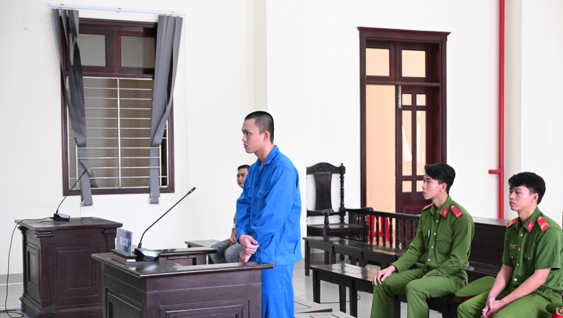 Trả gi&aacute; v&igrave; vận chuyển tr&aacute;i ph&eacute;p chất ma t&uacute;y để nhận tiền c&ocirc;ng