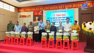 L&atilde;nh đạo UBND tỉnh thăm, tặng qu&agrave; Tết tại x&atilde; Kh&aacute;nh Hưng