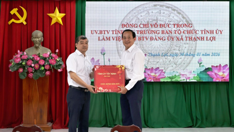 Trưởng ban Tổ chức Tỉnh ủy l&agrave;m việc với Ban Thường vụ Đảng ủy x&atilde; Thạnh Lợi