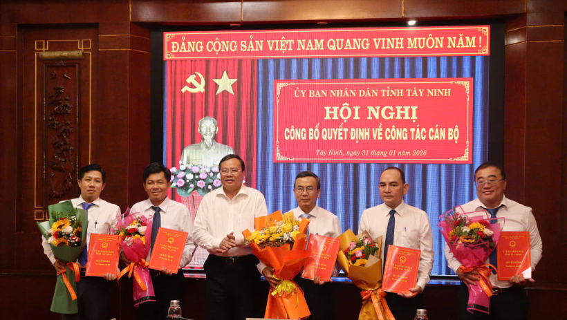 C&ocirc;ng bố quyết định th&agrave;nh lập 3 Ban Quản l&yacute; dự &aacute;n chuy&ecirc;n ng&agrave;nh trực thuộc UBND tỉnh T&acirc;y Ninh