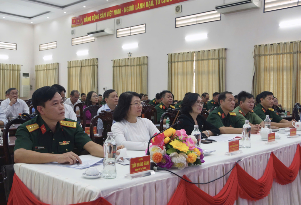 Các đại biểu tham dự hội nghị