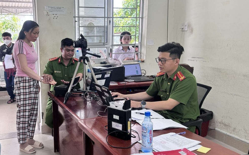 Công an tỉnh Tây Ninh tăng cường công tác đăng ký và quản lý cư trú