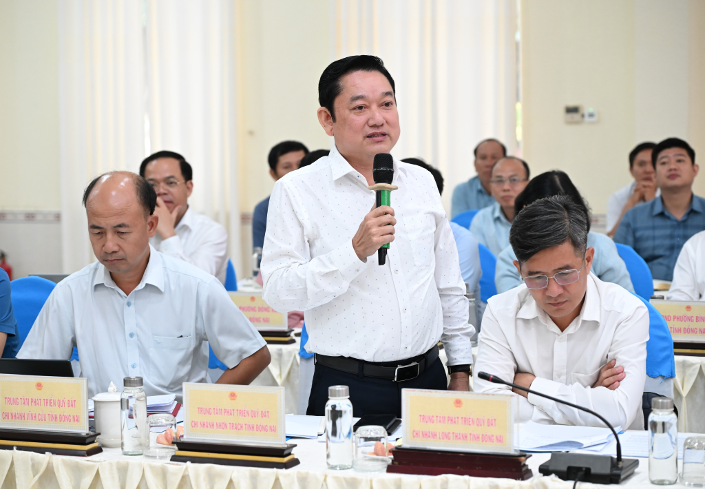 Đại diện các ngành, địa phương tỉnh Đồng Nai trao đổi kinh nghiệm tại hội nghị