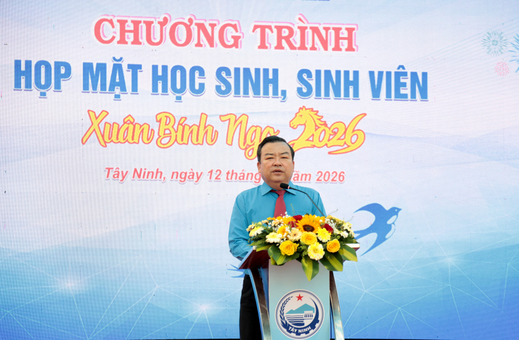  Phó Bí thư Tỉnh ủy, Trưởng Đoàn đại biểu Quốc hội tỉnh Phạm Hùng Thái phát biểu tại Chương trình