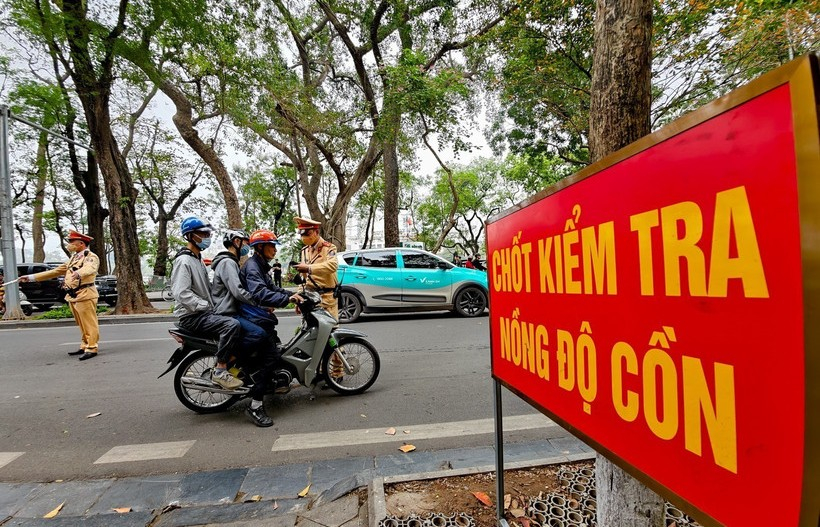 M&ugrave;ng 4 Tết, giao th&ocirc;ng thuận lợi, tai nạn tiếp tục giảm