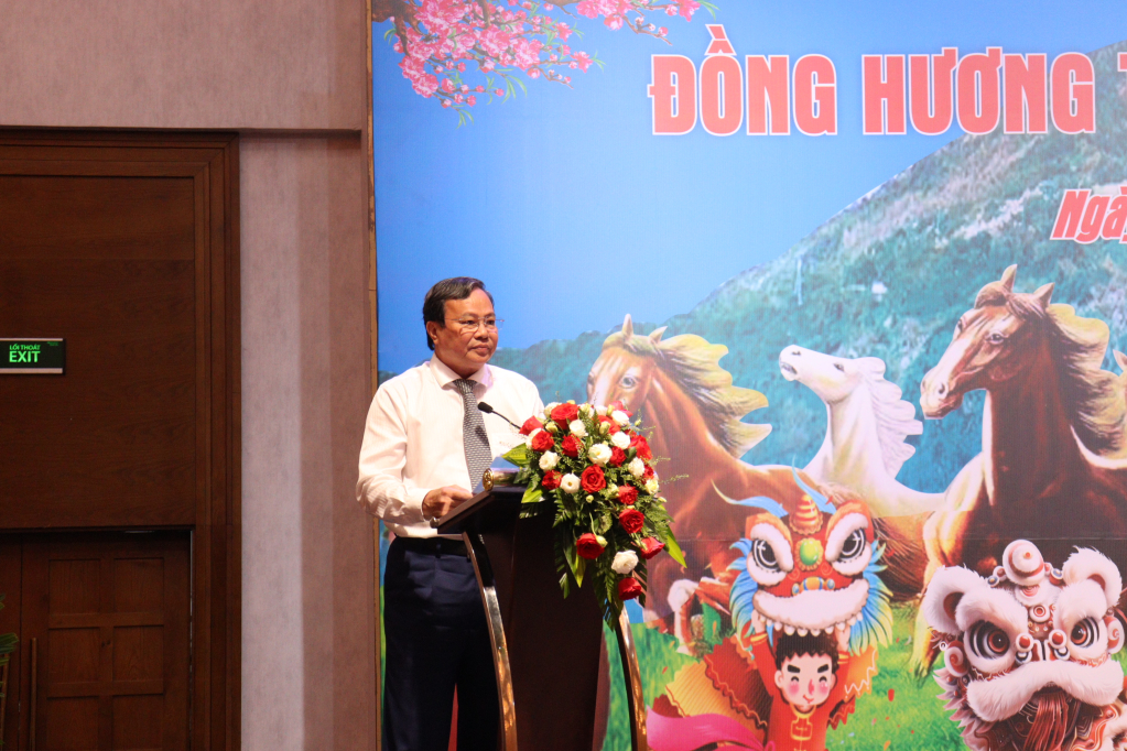 Phó Bí thư Tỉnh uỷ, Chủ tịch UBND tỉnh Lê Văn Hẳn phát biểu tại buổi họp mặt