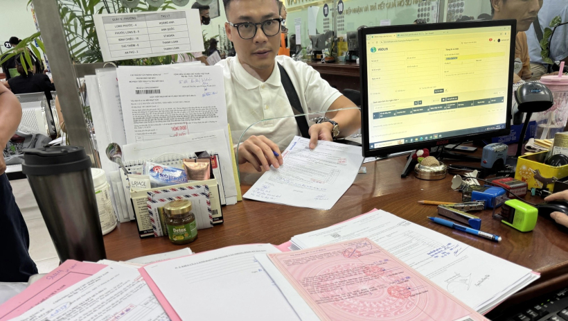 Những nơi n&agrave;o được giao nhiệm vụ cấp sổ hồng?