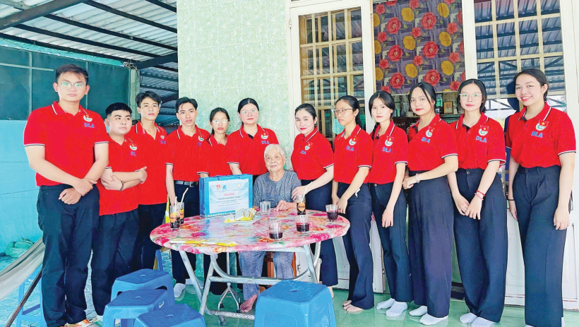 M&ugrave;a xu&acirc;n với t&acirc;m thức tri &acirc;n