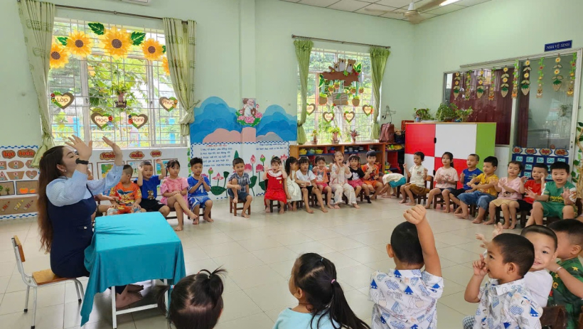 Đột ph&aacute; ph&aacute;t triển gi&aacute;o dục v&agrave; đ&agrave;o tạo 