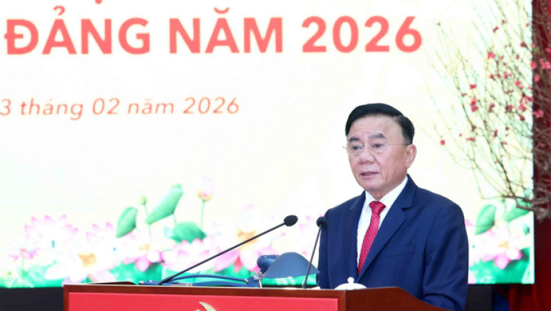 Thường trực Ban B&iacute; thư Trần Cẩm T&uacute; gặp mặt 96 B&iacute; thư chi bộ xuất sắc