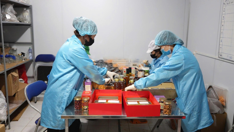 Chủ thể OCOP đẩy mạnh sản xuất phục vụ thị trường tết