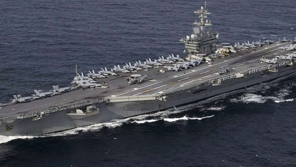 T&agrave;u s&acirc;n bay Mỹ rời khỏi khu vực gần Iran
