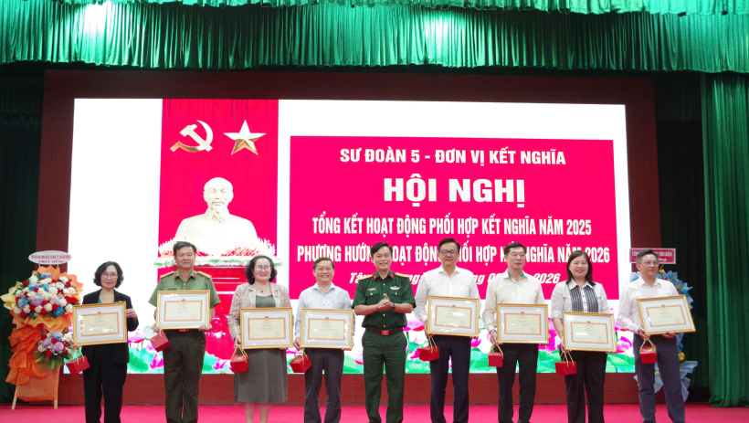 Sư đo&agrave;n 5 v&agrave; c&aacute;c đơn vị kết nghĩa tổng kết hoạt động phối hợp