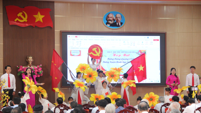 X&atilde; Vĩnh Hưng họp mặt mừng Đảng, mừng Xu&acirc;n B&iacute;nh Ngọ năm 2026