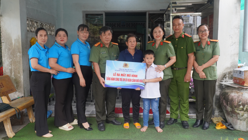 Ra mắt m&ocirc; h&igrave;nh 'Đồng h&agrave;nh c&ugrave;ng trẻ em c&oacute; ho&agrave;n cảnh kh&oacute; khăn'