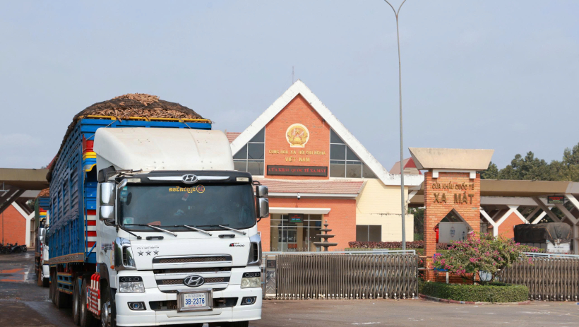 Tạm ngưng hiệu lực &aacute;p dụng Nghị định số 46: Doanh nghi&ecirc;̣p xu&acirc;́t, nh&acirc;̣p kh&acirc;̉u n&ocirc;ng sản ph&acirc;́n khởi