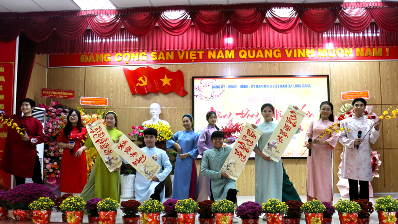 X&atilde; Long Cang họp mặt mừng Đảng, mừng Xu&acirc;n B&iacute;nh Ngọ 2026