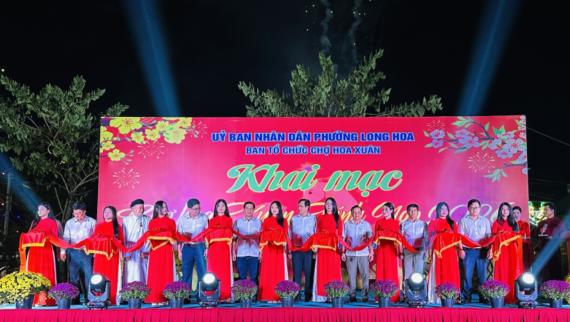 Phường Long Hoa khai mạc Chợ hoa Xu&acirc;n B&iacute;nh Ngọ 2026