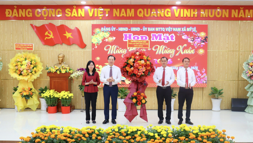 X&atilde; Mỹ Lệ họp mặt mừng Đảng - mừng Xu&acirc;n B&iacute;nh Ngọ 2026