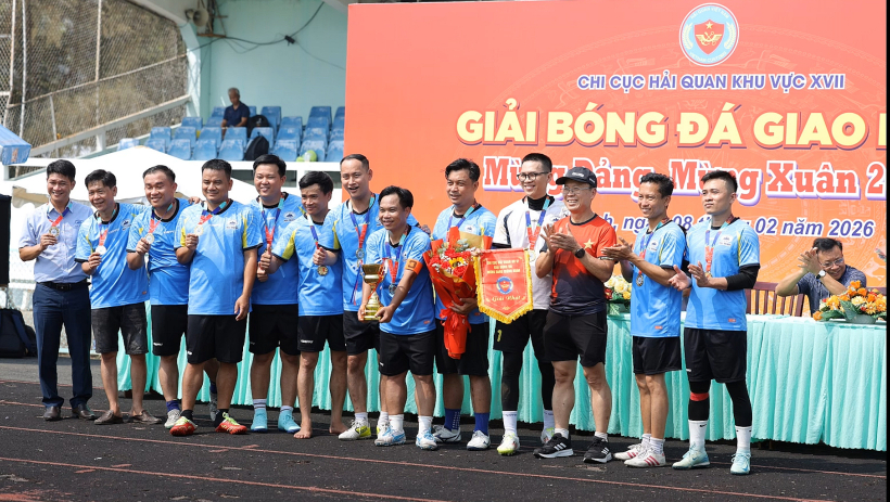 S&ocirc;i nổi Giải b&oacute;ng giao hữu mừng Đảng, mừng Xu&acirc;n 2026