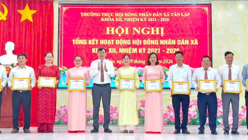 X&atilde; T&acirc;n Lập tổng kết hoạt động HĐND&nbsp;kh&oacute;a XII, nhiệm kỳ 2021-2025