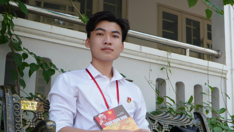 'Em học lịch sử kh&ocirc;ng chỉ cho ri&ecirc;ng m&igrave;nh'