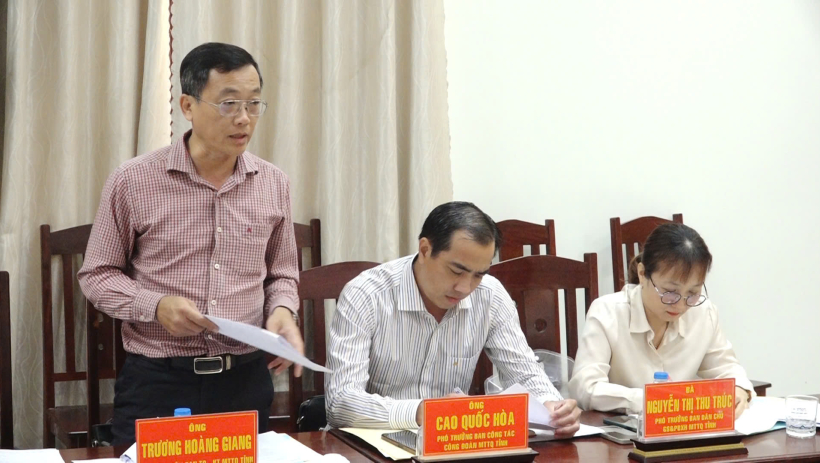 Kiểm tra về c&ocirc;ng t&aacute;c bầu cử tại hai x&atilde; Hậu Nghĩa v&agrave; Đức H&ograve;a