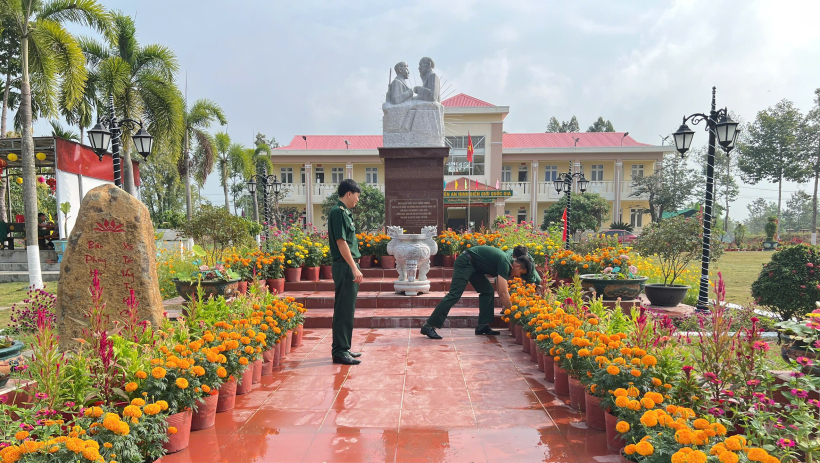 Đ&oacute;n tết chu đ&aacute;o, sẵn s&agrave;ng chiến đấu cao