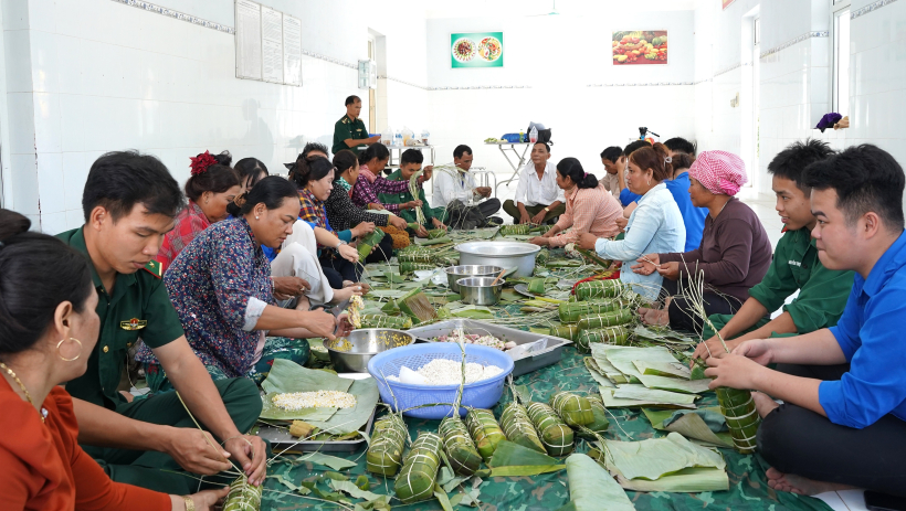 Xu&acirc;n về nơi bi&ecirc;n giới Tống L&ecirc; Ch&acirc;n