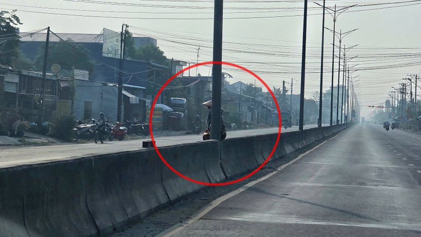 Đừng chủ quan khi đi bộ