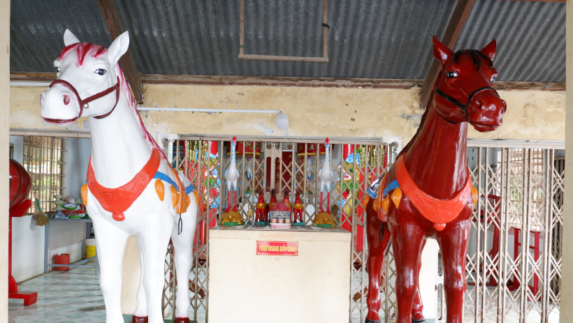 Ngựa trong đời sống d&acirc;n gian