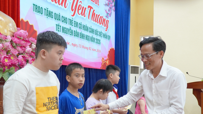 X&atilde; Cần Giuộc tổ chức chương tr&igrave;nh &lsquo;Xu&acirc;n y&ecirc;u thương&rsquo; năm 2026