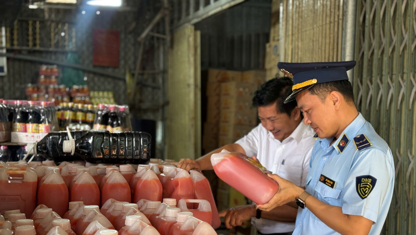 Thiết lập 'r&agrave;o chắn' ngăn chặn gian lận thương mại dịp tết