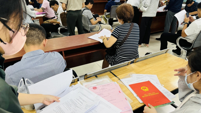 Sổ hồng tr&ecirc;n VNeID ch&iacute;nh thức d&ugrave;ng thay cho bản giấy