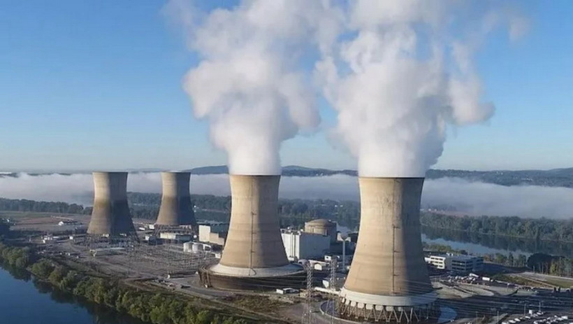 Mỹ v&agrave; Hungary k&yacute; thỏa thuận hạt nh&acirc;n d&acirc;n sự mang t&iacute;nh bước ngoặt