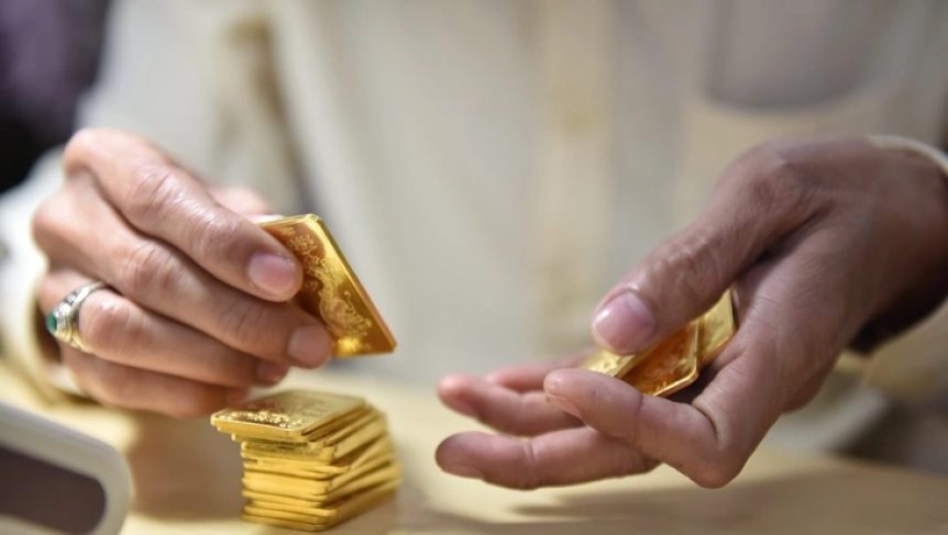 Gi&aacute; v&agrave;ng bật tăng mạnh v&igrave; tin &lsquo;Mỹ sẵn s&agrave;ng tấn c&ocirc;ng Iran&rsquo;