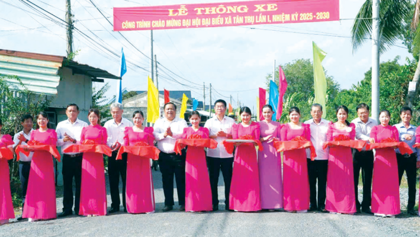 X&atilde; T&acirc;n Trụ: Đầu tư hạ tầng đồng bộ, kiến tạo diện mạo đ&ocirc; thị 