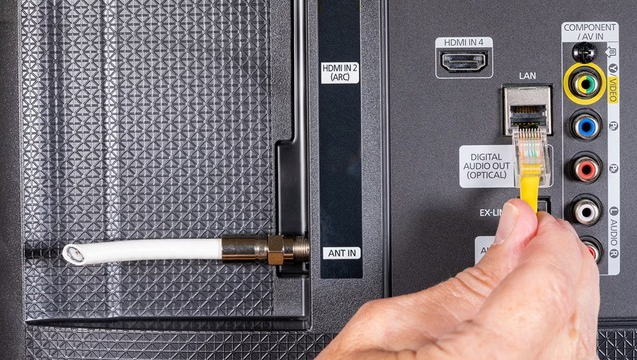 Cổng Ethernet tr&ecirc;n Smart TV kh&ocirc;ng hoạt động như mọi người nghĩ