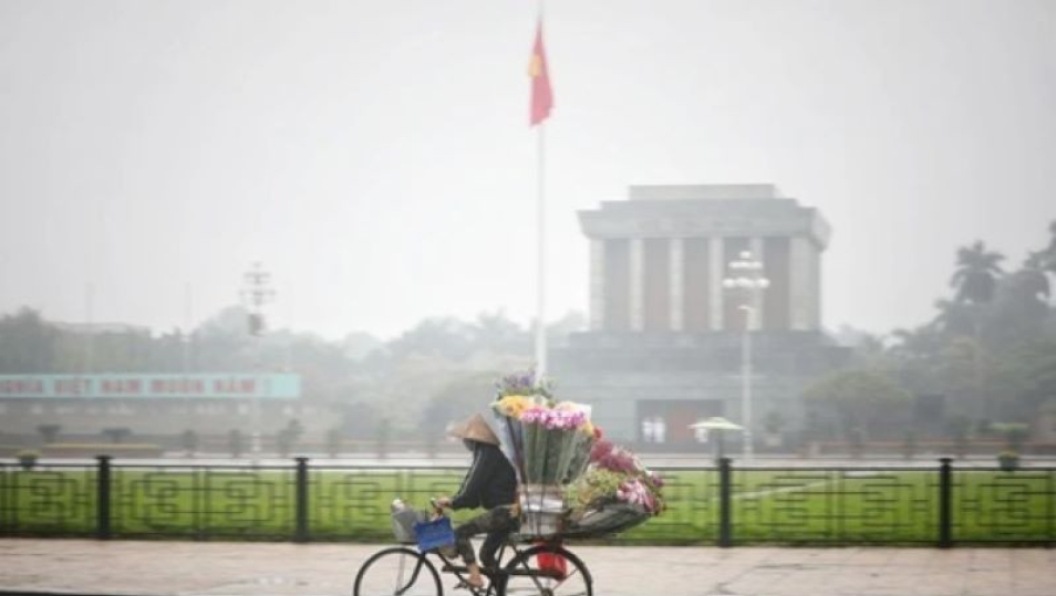 Thời tiết ng&agrave;y 23/2: Bắc Bộ mưa lạnh, Nam Bộ c&oacute; nơi nắng n&oacute;ng