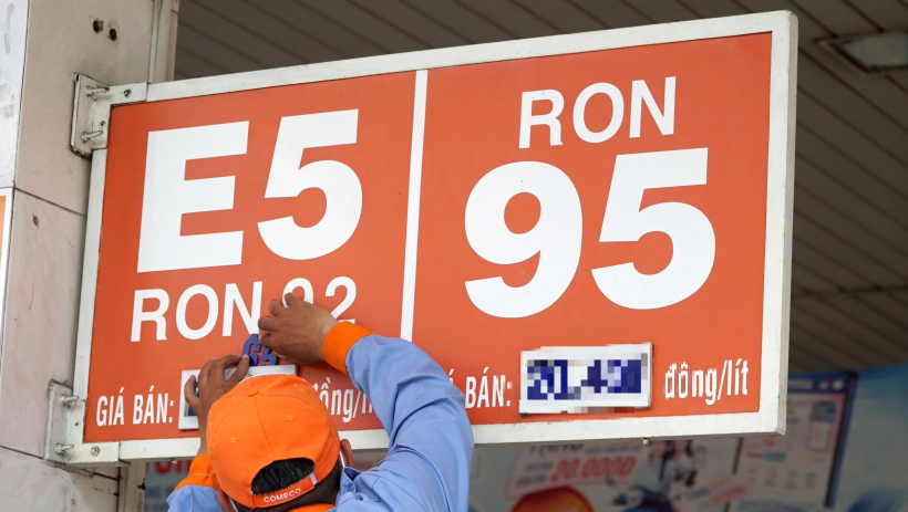 Gi&aacute; xăng dầu h&ocirc;m nay 23/02/2026: Xăng trong nước sẽ tăng mạnh trở lại?