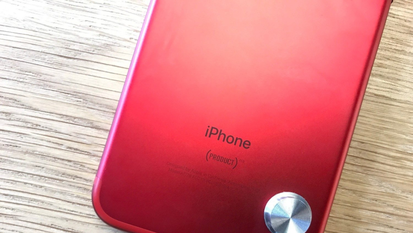 iPhone 18 Pro hứa hẹn 'g&acirc;y b&atilde;o' với m&agrave;u đỏ thẫm mới