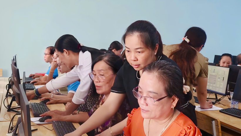 Ch&iacute;nh quyền số -  Nền tảng kiến tạo m&ocirc; h&igrave;nh quản trị hiện đại: Thiết lập nền m&oacute;ng quản trị số (B&agrave;i 1)